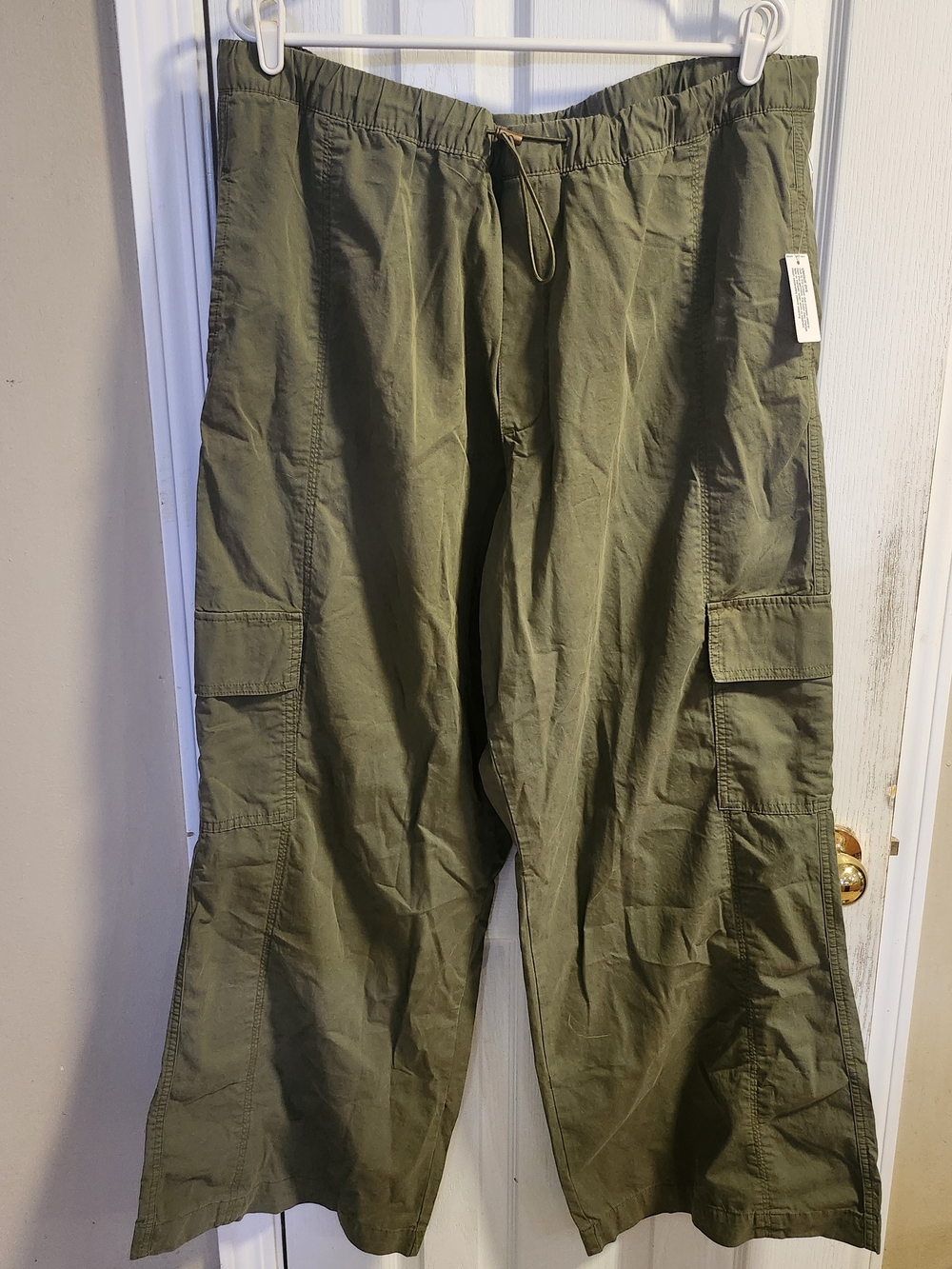 Arizona Jean Company Olive Green Wide Leg Cargo Pants